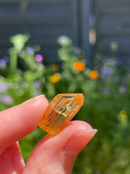Imperial Topas mineral specimen aus Zambia