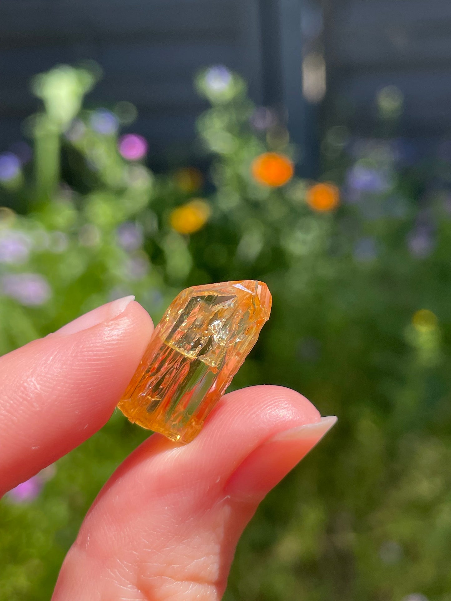 Imperial Topas mineral specimen aus Zambia