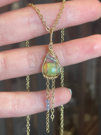 Ethiopische Opal Ohrringe mit Aquamarine Perlen 14k gold filled vergoldet