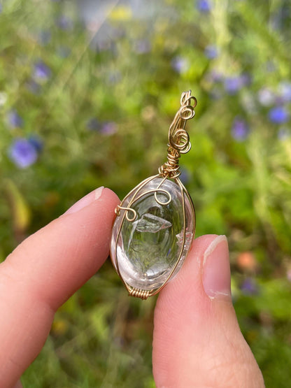 Enhydro Quarz Anhänger in 14k gold gefüllt