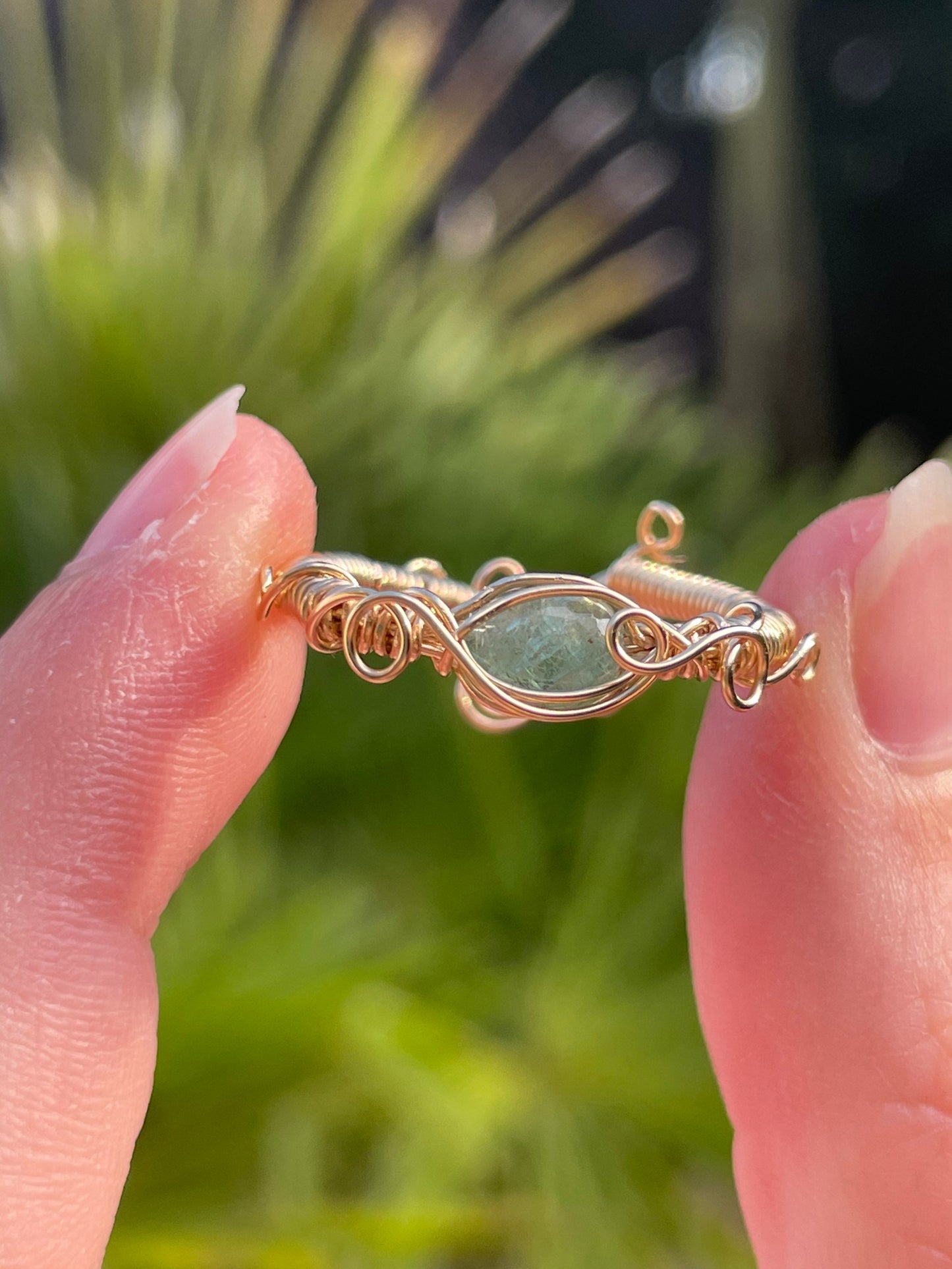 Smaragd Ring verschnörkelt 14k gold gefüllt