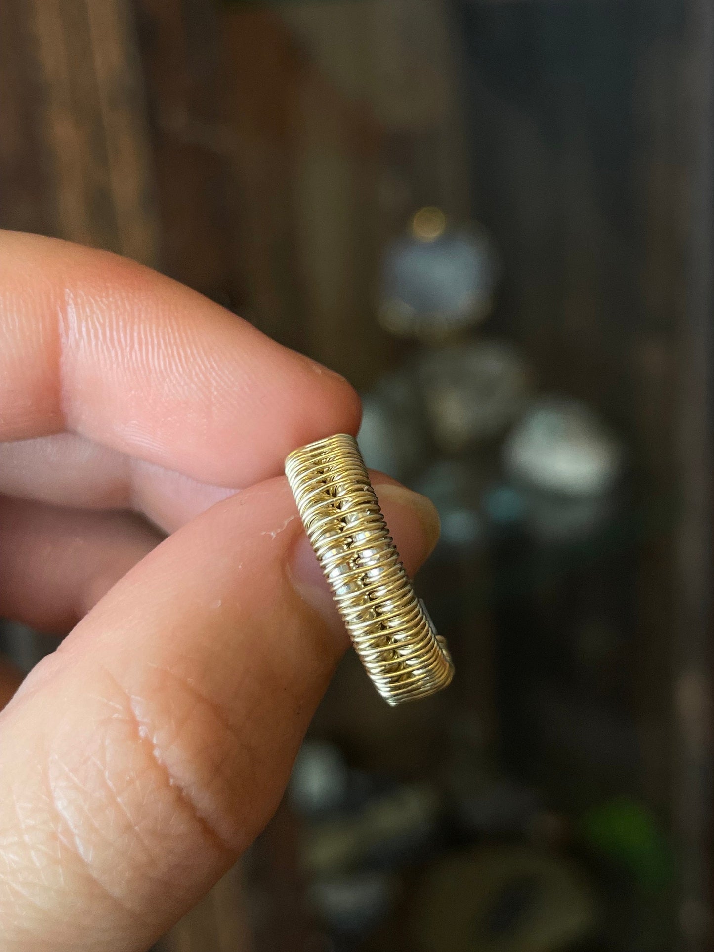 klassischer ring mit gewebtem Muster 14k gold gefüllt