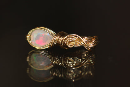 Schöner Opal Anhänger 14k gold gefüllt